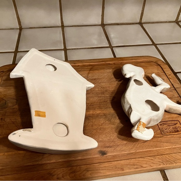 Vintage Chalkware Wall Outhouse Decor With Man - Picture 6 of 6